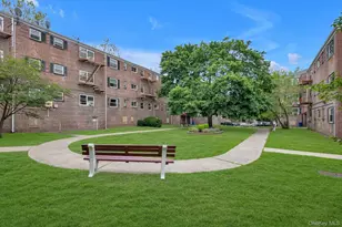 111-01 66th Rd, Forest Hills, NY 11375 - Photo 12