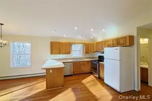 800 S Rd, Wurtsboro, NY 12790 - Photo 4