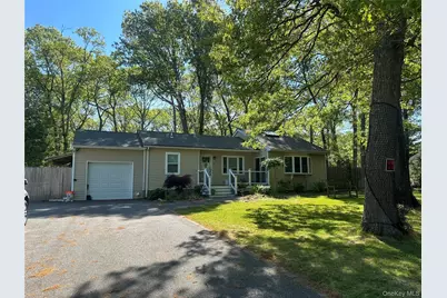17 Arnold Drive, Middle Island, NY 11953 - Photo 2