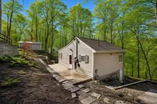 31 Paradise Hill, Highland Mills, NY 10930 - Photo 2