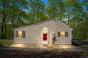 31 Paradise Hill, Highland Mills, NY 10930 - Photo 4