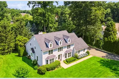 17 Tappanwood Drive, Locust Valley, NY 11560 - Photo 1