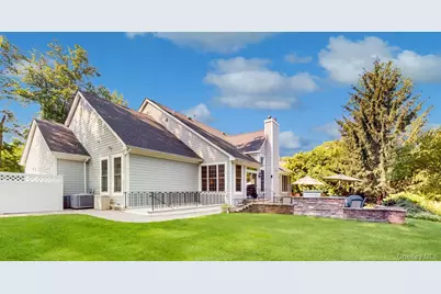 17 Tappanwood Drive, Locust Valley, NY 11560 - Photo 30