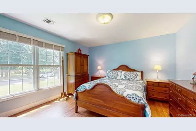17 Tappanwood Drive, Locust Valley, NY 11560 - Photo 16
