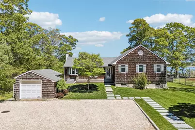 580 Broadwaters Road, Cutchogue, NY 11935 - Photo 2