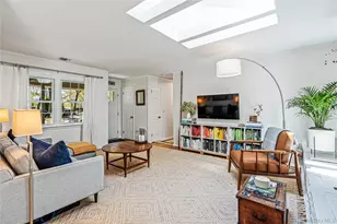 20 Shinnecock Ln, Hampton Bays, NY 11946 - Photo 4