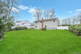 339 Avenue B, Ronkonkoma, NY 11779 - Photo 6