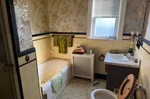 63-33 83rd St, Middle Village, NY 11379 - Photo 4