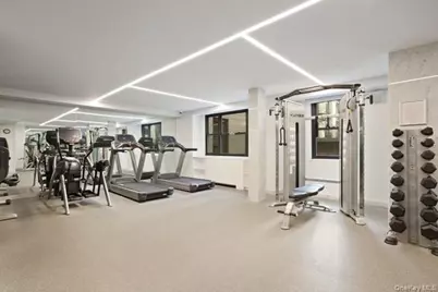 315 E 72nd Street #3A, New York, NY 10021 - Photo 24