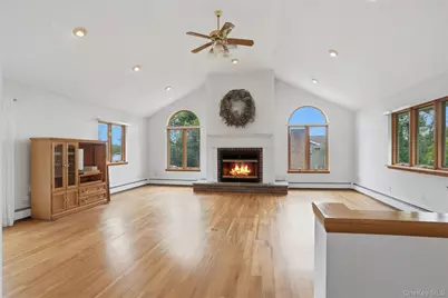 205 East Drive, Hurley, NY 12443 - Photo 6