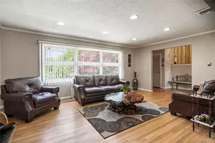 11701 237th St, Elmont, NY 11003 - Photo 4