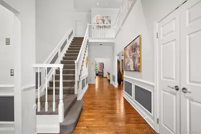 10 Swan Court, Glen Cove, NY 11542 - Photo 18