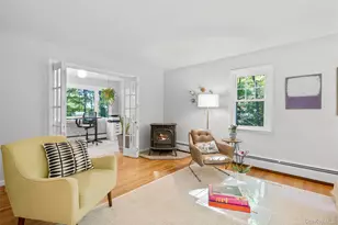 49 Entrance Wy, Purdys, NY 10578 - Photo 4
