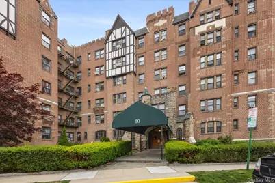 10 Nosband Avenue #3J, White Plains, NY 10605 - Photo 1