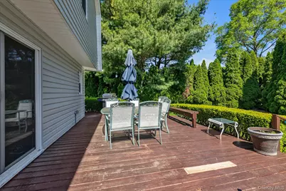 4 Toga Court, East Northport, NY 11731 - Photo 24