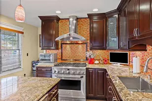 71 Swing Ln, Levittown, NY 11756 - Photo 10