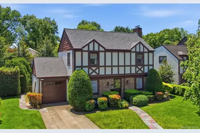 66 Kenwood Road, Garden City, NY 11530 - Photo 34
