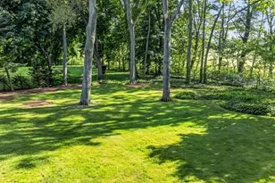220 Cherry Valley Ave, Garden City, NY 11530 - Photo 4