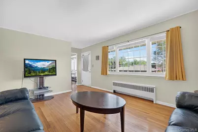 9 Odell Street, Newburgh, NY 12550 - Photo 4