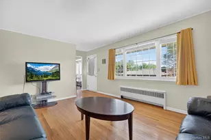 9 Odell St, Newburgh, NY 12550 - Photo 4