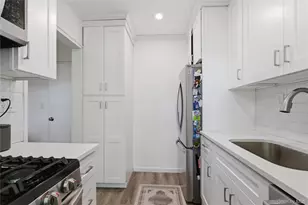 14 Soundview Ave, White Plains, NY 10606 - Photo 10