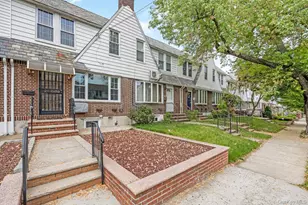 65-56 77th Pl, Middle Village, NY 11379 - Photo 2