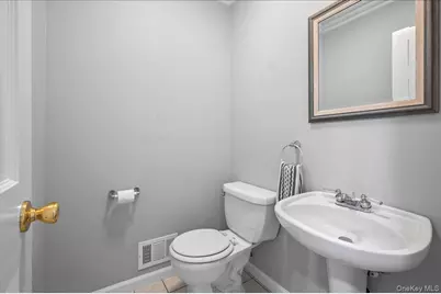 79 N Healy Avenue, Hartsdale, NY 10530 - Photo 16