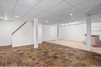 79 N Healy Avenue, Hartsdale, NY 10530 - Photo 28