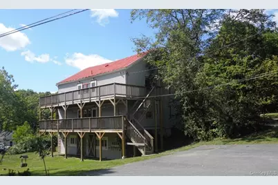 234 Lakeshore Drive, Pleasant Valley, NY 12569 - Photo 2