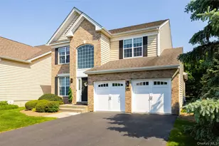 319 Honness Rd, Fishkill, NY 12524 - Photo 2