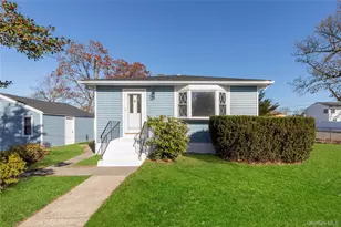 345 41 St St, Copiague, NY 11726 - Photo 14