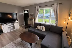 9 Maple Ave, Garnerville, NY 10923 - Photo 18