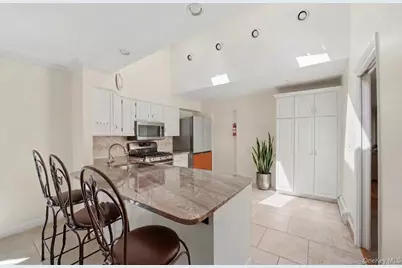 29 Montrose Road, Yonkers, NY 10710 - Photo 8