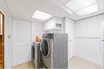 29 Montrose Road, Yonkers, NY 10710 - Photo 20