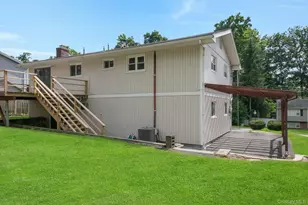 1632 Paine St, Yorktown Heights, NY 10598 - Photo 28
