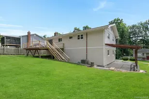 1632 Paine St, Yorktown Heights, NY 10598 - Photo 30