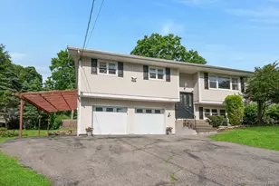 1632 Paine St, Yorktown Heights, NY 10598 - Photo 4