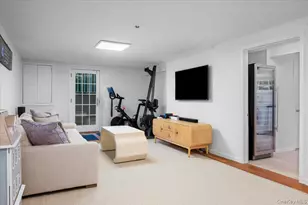 1 Elm Ave, Larchmont, NY 10538 - Photo 24