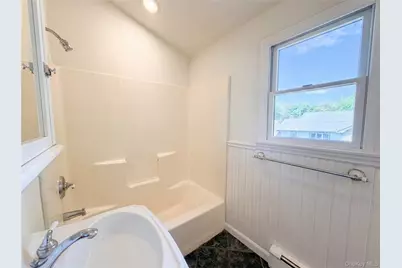 43 Highland Avenue, Patchogue, NY 11772 - Photo 18