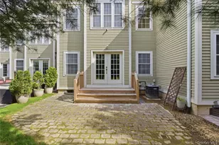 83 Kings Hwy, New Rochelle, NY 10801 - Photo 28