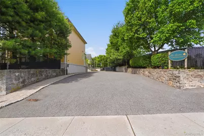 83 Kings Highway #7, New Rochelle, NY 10801 - Photo 30