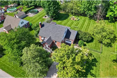 239 Leslie Avenue, New Windsor, NY 12553 - Photo 2