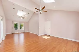 15 Oakhurst St, South Huntington, NY 11746 - Photo 18