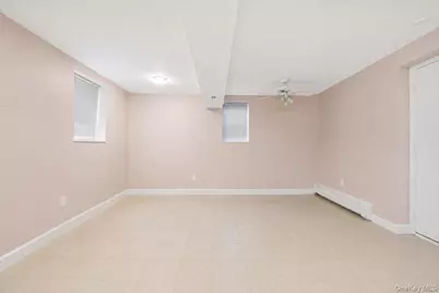 15 Oakhurst Street, South Huntington, NY 11746 - Photo 24