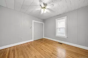 24 Crescent Pl, Middletown, NY 10940 - Photo 26