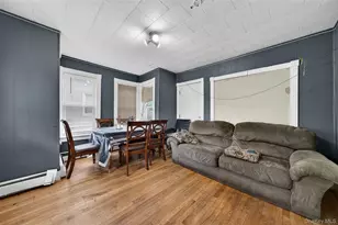 24 Crescent Pl, Middletown, NY 10940 - Photo 8