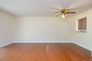 25 Creekside Cir, Spring Valley, NY 10977 - Photo 20
