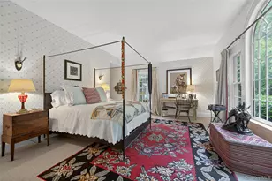 3 Peacock Pond Rd, Glen Cove, NY 11542 - Photo 22