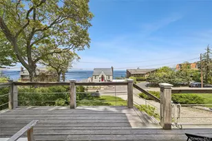138 Shore Dr, Sound Beach, NY 11789 - Photo 18