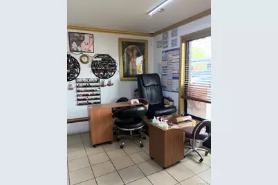 71-01 Northern Blvd, Jackson Heights, NY 11372 - Photo 2